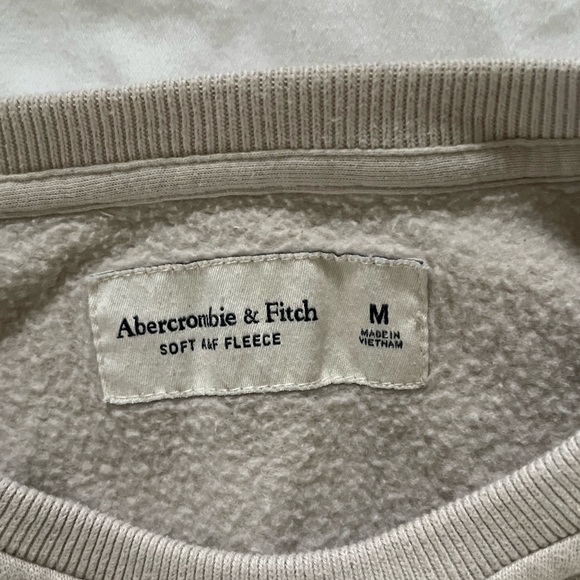 Abercrombie ands finch sweater - Picture 2 of 3